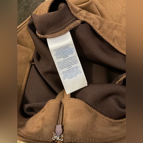 Chaps faux suede leggings. Size Medium - Picture 4 of 4